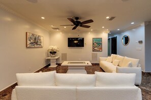 TV - Blue paradise (Cape Coral)