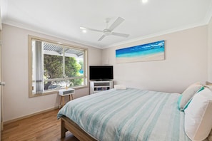 3 bedrooms, WiFi, bed sheets