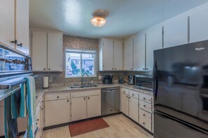 Microwave, oven, stovetop, dishwasher