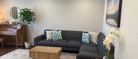 TV, fireplace, stereo