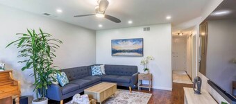 Central Family Home near Tesla, Shops and Parks