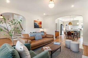 Smart-tv, pejs, bøger