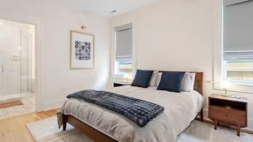 3 slaapkamers, een bureau, een strijkplank/strijkijzer, gratis wifi