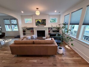 Smart TV, fireplace, books