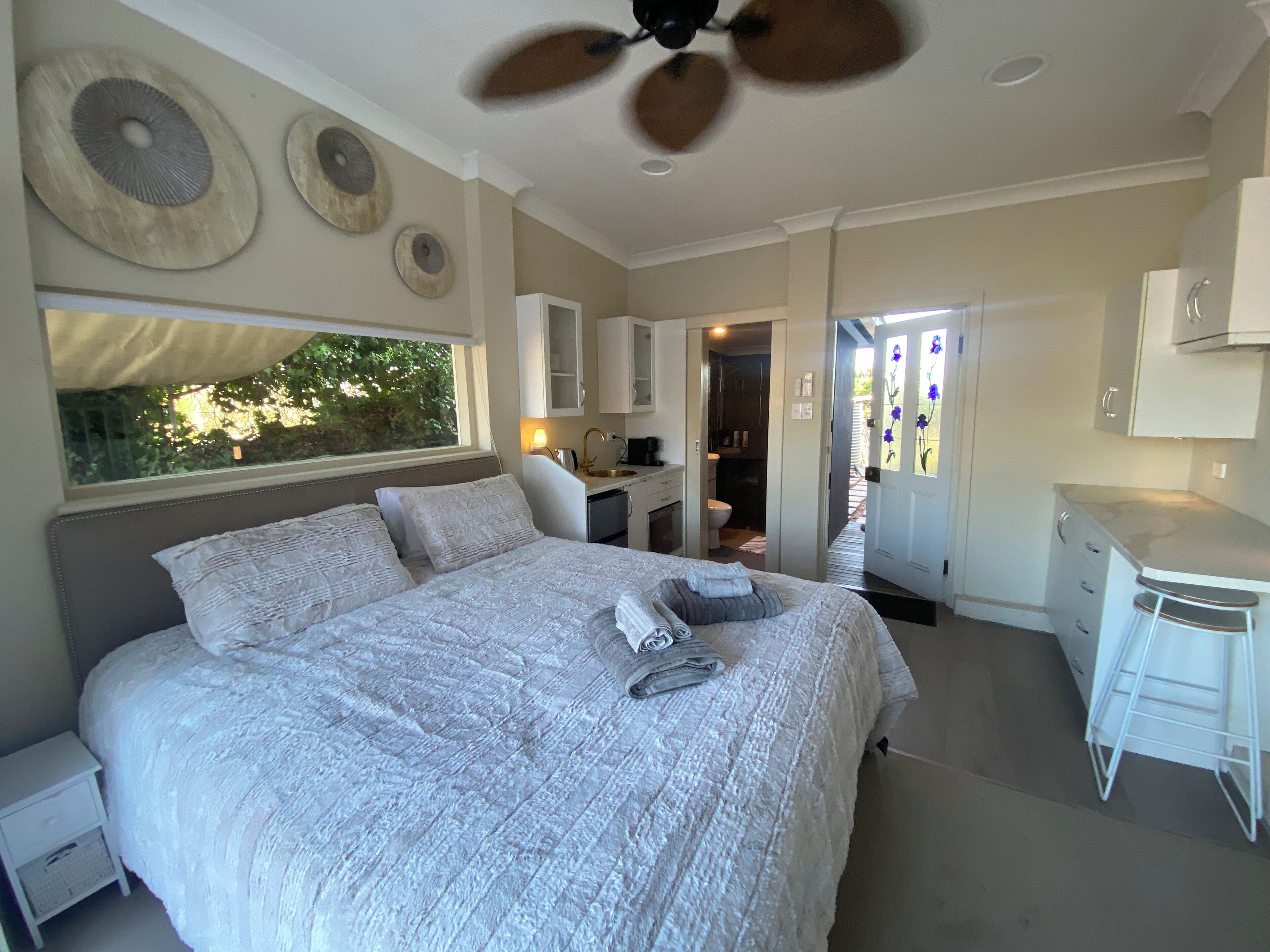 1 soverom, strykejern/-brett, wi-fi og sengetøy