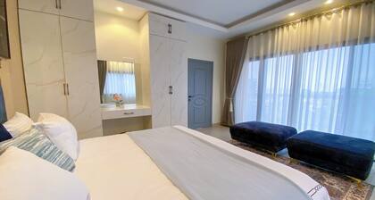 Luxury Apartment at Naguru Pearl, Swimming Pool, Free WIFI, self check-in