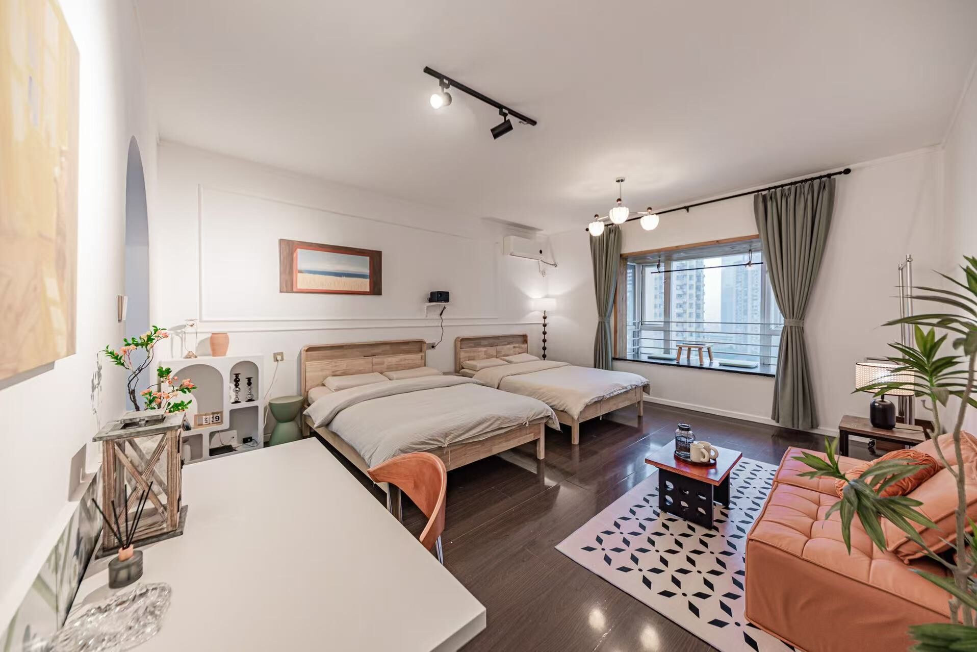 컴포트 트윈룸 | 무료 WiFi, 침대 시트