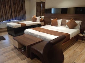 Family Double or Twin Room, City View