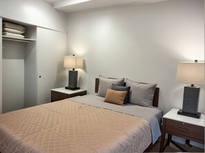 4 habitaciones, tabla de planchar con plancha y wifi gratis 