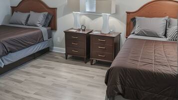 4 bedrooms, iron/ironing board, free WiFi, bed sheets