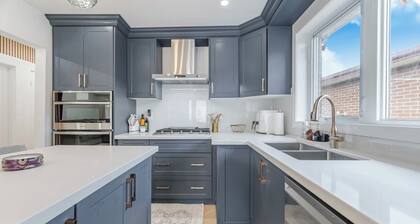 Peaceful 2-bdrm Escape in a Prime Brampton Location