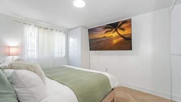 2 slaapkamers, een strijkplank/strijkijzer, wifi, beddengoed