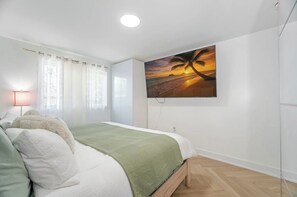 2 habitaciones, tabla de planchar con plancha, wifi y ropa de cama