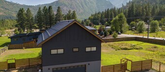 Snow Creek Chalet in Leavenworth, WA: Beautiful mountain views