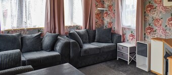 Praise Machine Caravan Experience