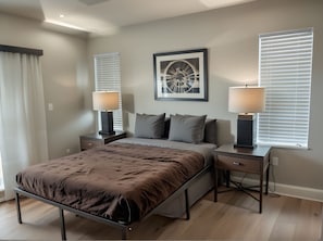 4 habitaciones, tabla de planchar con plancha y wifi gratis