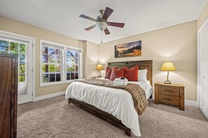 3 bedrooms, iron/ironing board, Internet, bed sheets