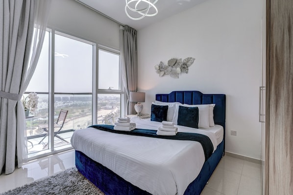 Apartment, Balcony, Golf View | In-room safe, blackout drapes, soundproofing, iron/ironing board
