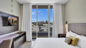 1 habitación, tabla de planchar con plancha, cuna de viaje y wifi