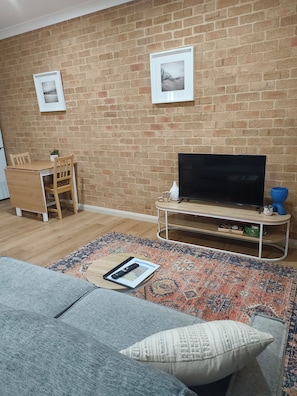 Fernseher