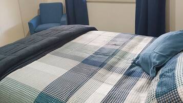 1 bedroom, iron/ironing board, free WiFi, bed sheets