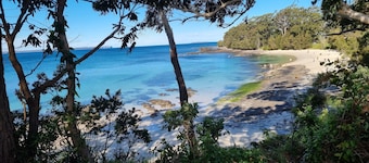 MarieBlue2-Pet Friendly-Spacious 1 Bed Unit-6 mins to Huskisson & Beaches