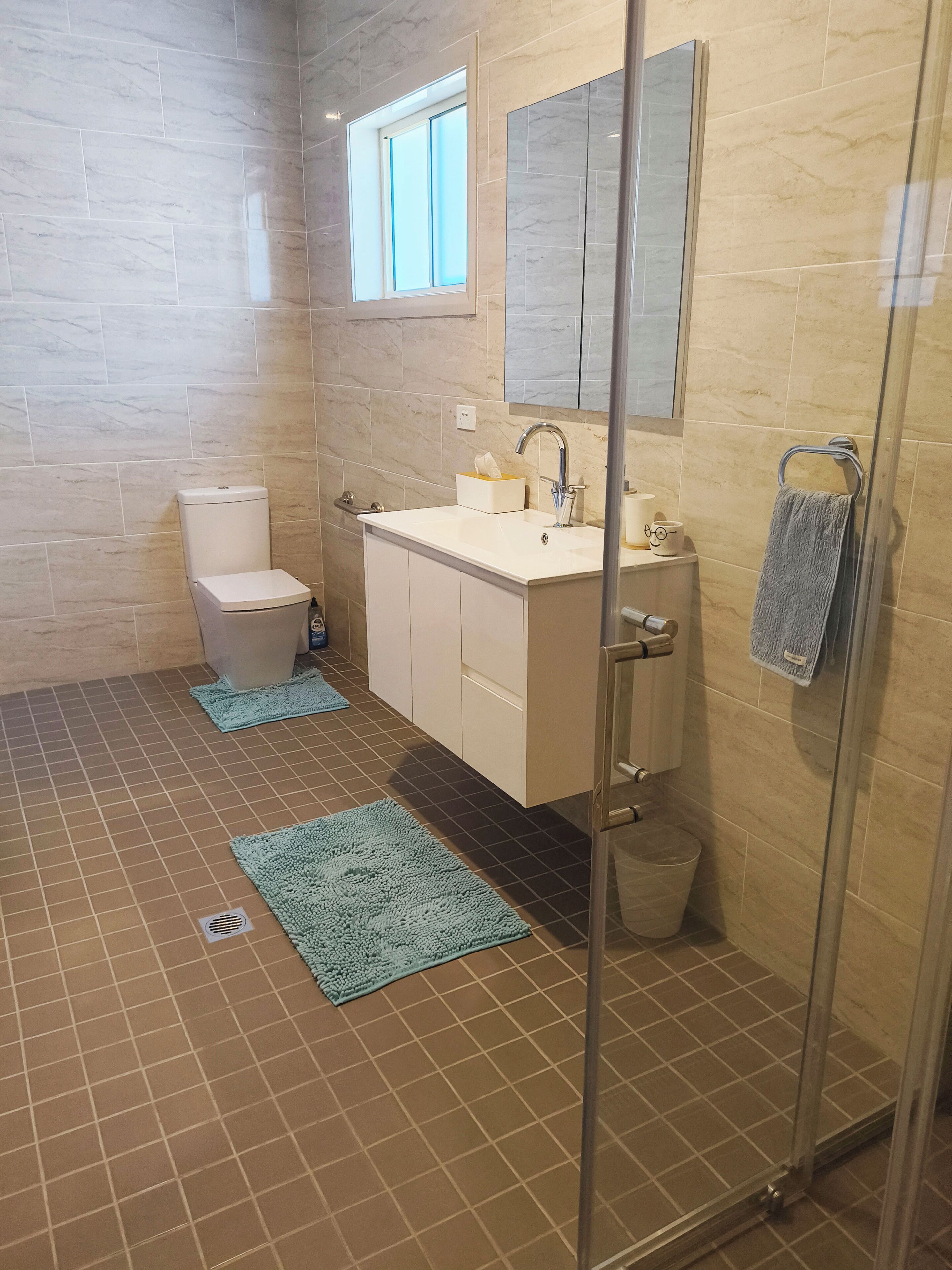 Shower, eco-friendly toiletries, hair dryer, towels