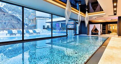 Mountain Spa Residences