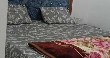 Kanak Hotel & Restaurant