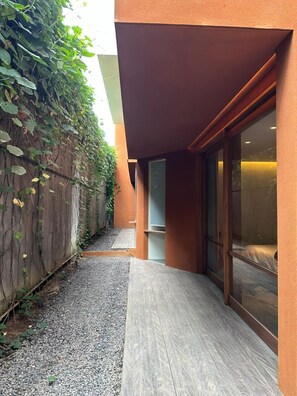 Deluxe Room, Non Smoking, Balcony | Terrace/patio