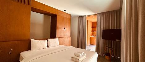 Superior Room, 1 Bedroom, Non Smoking, Balcony