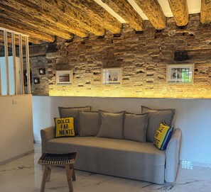 Iron/ironing board, free WiFi