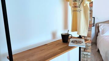 Iron/ironing board, free WiFi