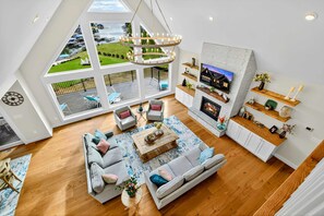 Smart TV, fireplace, offices