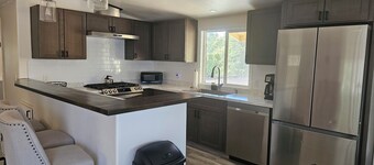 Charming cottage at Boondok Farms in lovely Colfax