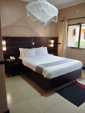 Desk, laptop workspace, free WiFi, wheelchair access