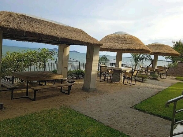 Restaurant - Silver Sands Holiday Resort (Senga)