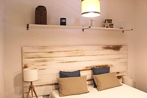 2 Schlafzimmer, Schreibtisch, schallisolierte Zimmer