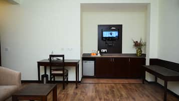 Kamar Klub, balkon, pemandangan kota | Brankas, tirai kedap cahaya, kedap suara, dan setrika/meja setrika