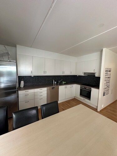Spacious 5-bedroom apartment with 2 bathrooms in Løren