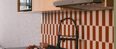 Executive Suite | Private kitchen