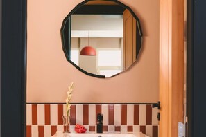 Executive Suite | Bathroom