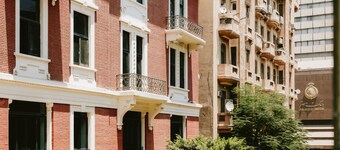 Saint J Hotel