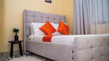 1 bedroom, iron/ironing board, internet, bed sheets