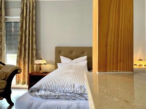 Double Room, River View | Desk, laptop workspace, free WiFi