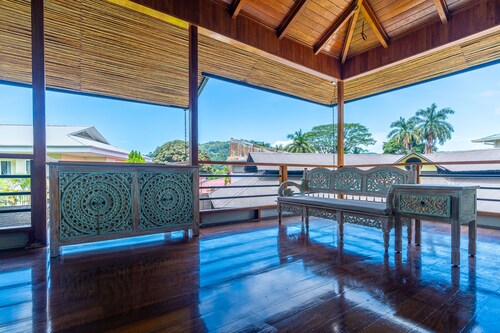 Golfito Luxury + Privacy-Located less than 5 minutes from the airport, grocery stores