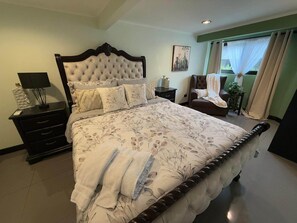 6 chambres, fer et planche à repasser, lit parapluie, Wi-Fi gratuit