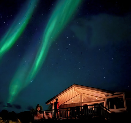 Exterior. Charming 2-bedroom apartment with AC in lovely Troms