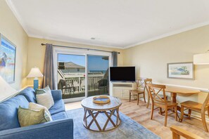 TV - Oceanfront Retreat 318 Breakers (Hilton Head Island)