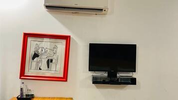 Deluxe Double Room, Balcony, City View | Desk, laptop workspace, free WiFi